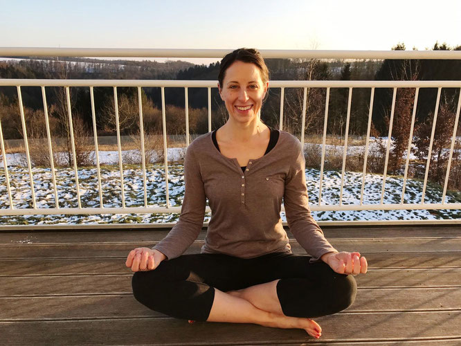 Yoga-Mama Lisa Becker über spirituelle Kindererziehung auf dem Mama Yoga Blog MOMazing.